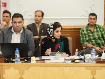 سند توسعه زنجیره صنعتی‌سازی ساختمان به وزیر راه و شهرسازی ارائه شد