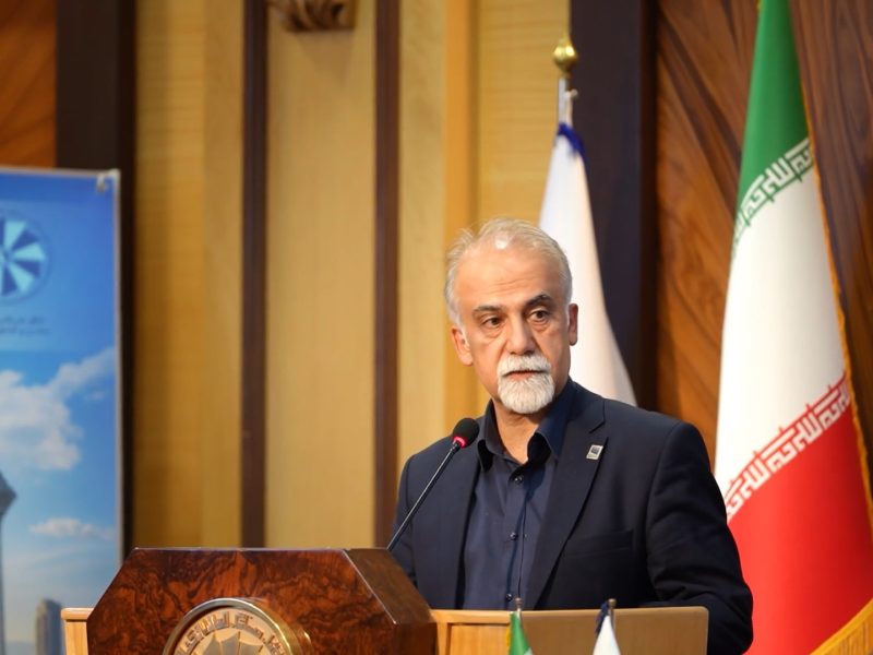 محمد خسروتاش در همایش مترو مطرح کرد؛  ۵۰ سال دیرتر به زیرزمین برگشته‌ایم