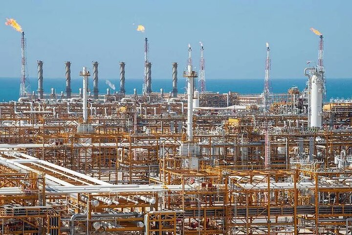 گاز کمتر، تعهدات بیشتر